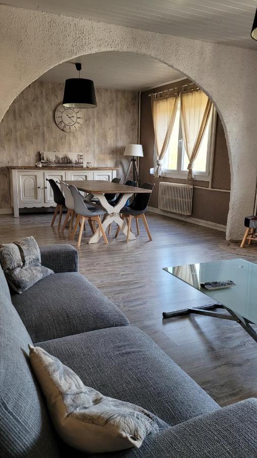 Maison Familiale A Haybes Exteriér fotografie