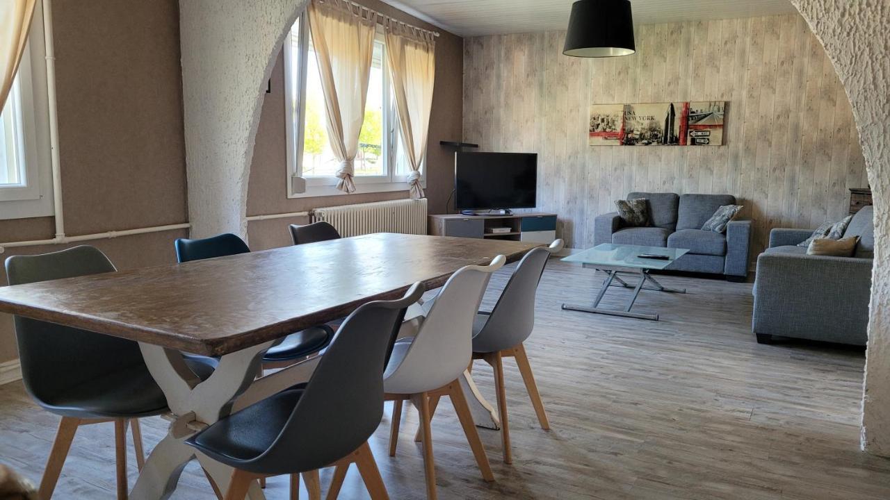 Maison Familiale A Haybes Exteriér fotografie